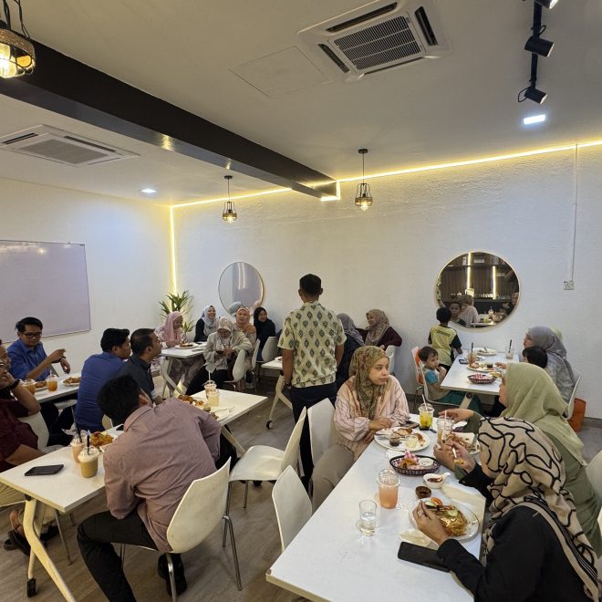 private dine in.jpg